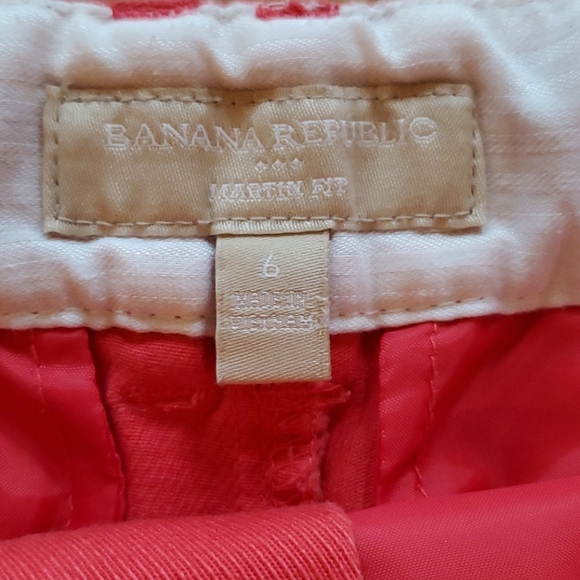 Coral color shorts - Picture 2 of 3